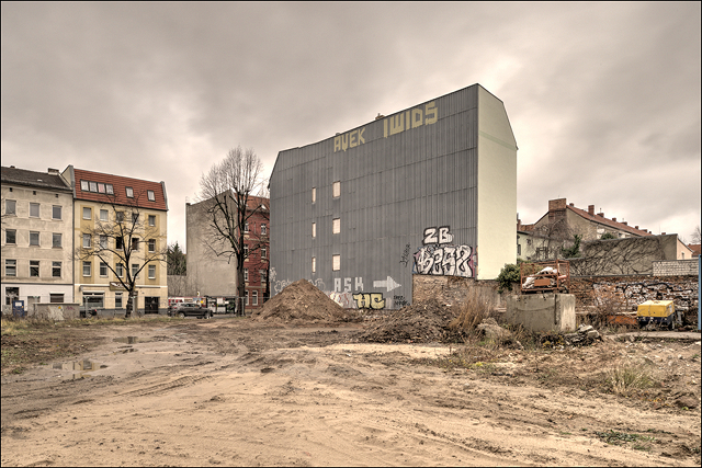 berlin construction site terrain vague cityscape stadtraum densification verdichtung urban spaces stadtentwicklung